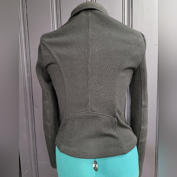 Express Cropped Moto Jacket - Picture 2 of 5